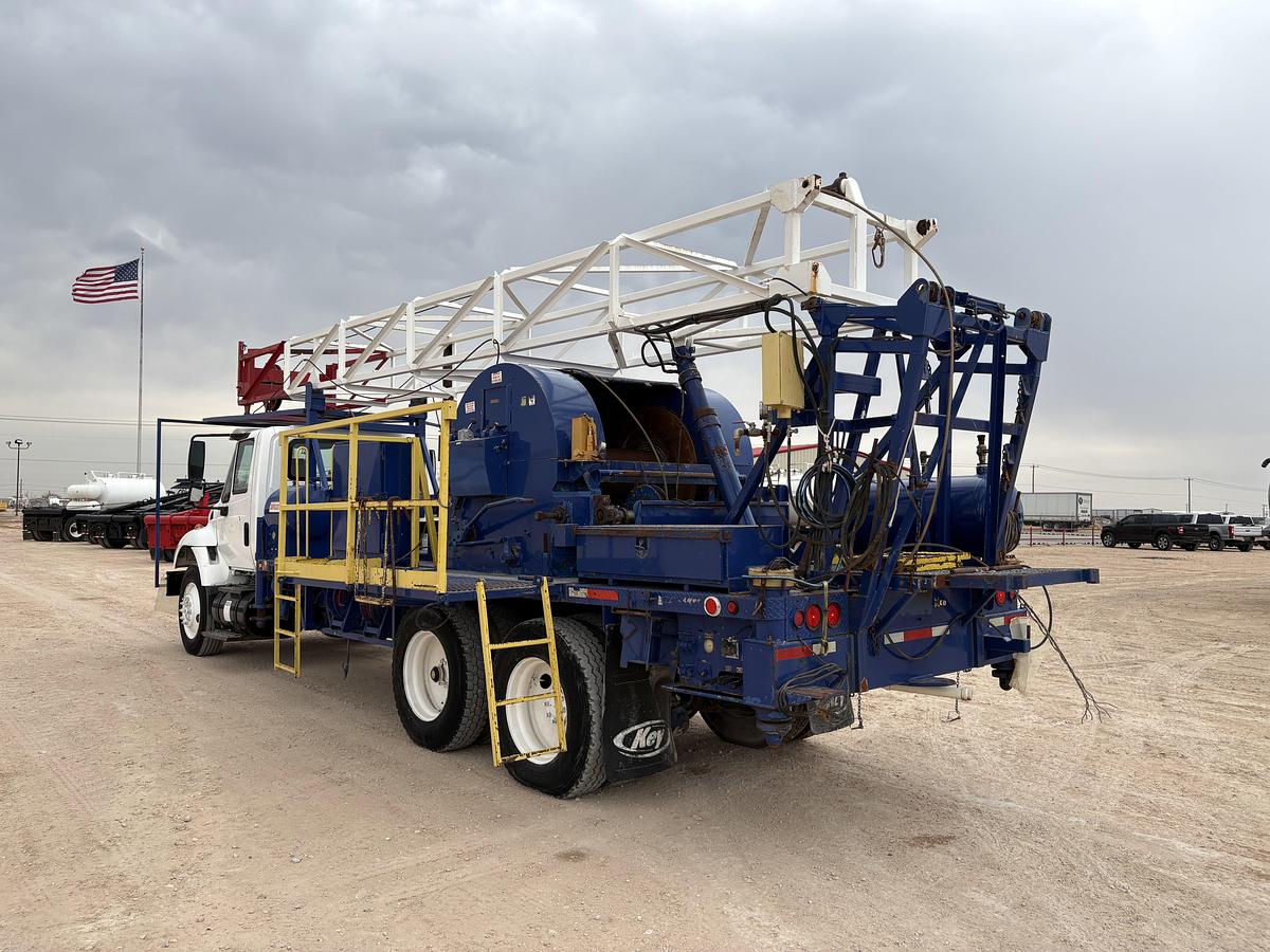 Used 2005 WATSON HOPPER S/D SWAB RIG MTD ON T/A INTERNATIONAL 7400