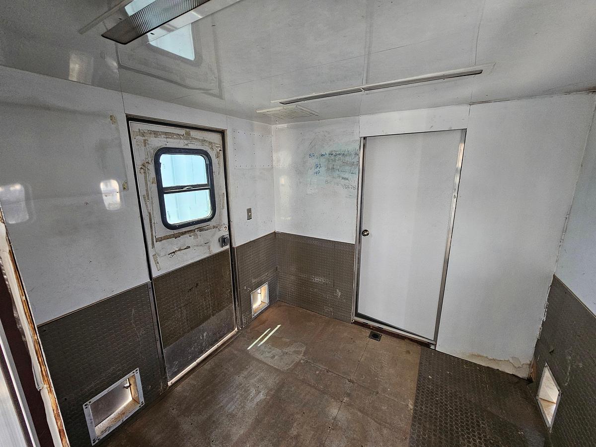 Used Competition Trailers 40’ x 102” T/A MOBILE OFFICE TRAILER