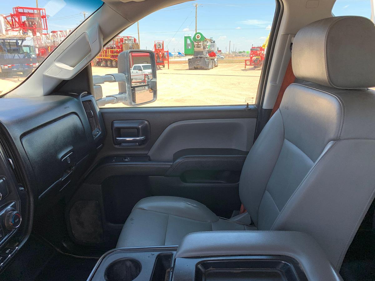 Used 2022 CHEVROLET SILVERADO 6500HD FLATBED TRUCK