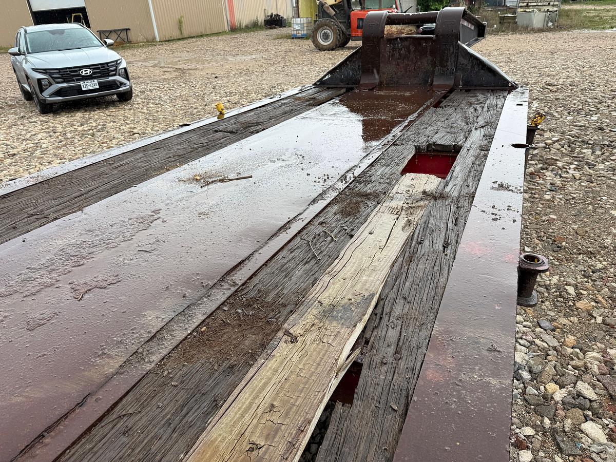 Used 1981 LUFKIN  34' X 96" 3-AXLE NARROW NECK LOWBOY TRAILER