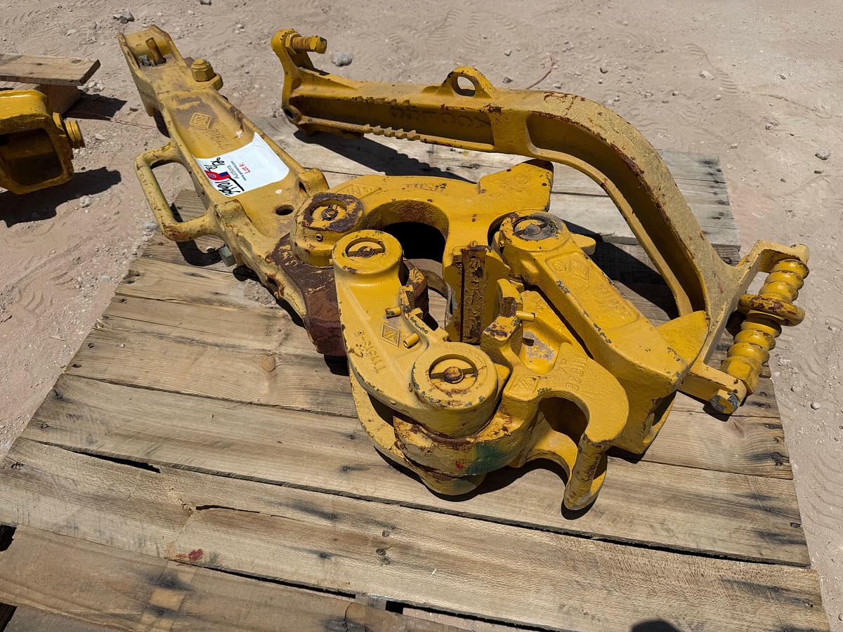 Used (1) AOT TYPE C MANUAL TONG