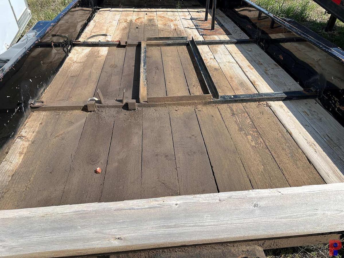 Used 2014 DIAMOND C 14'L X 7'W T/A UTILITY TRAILER