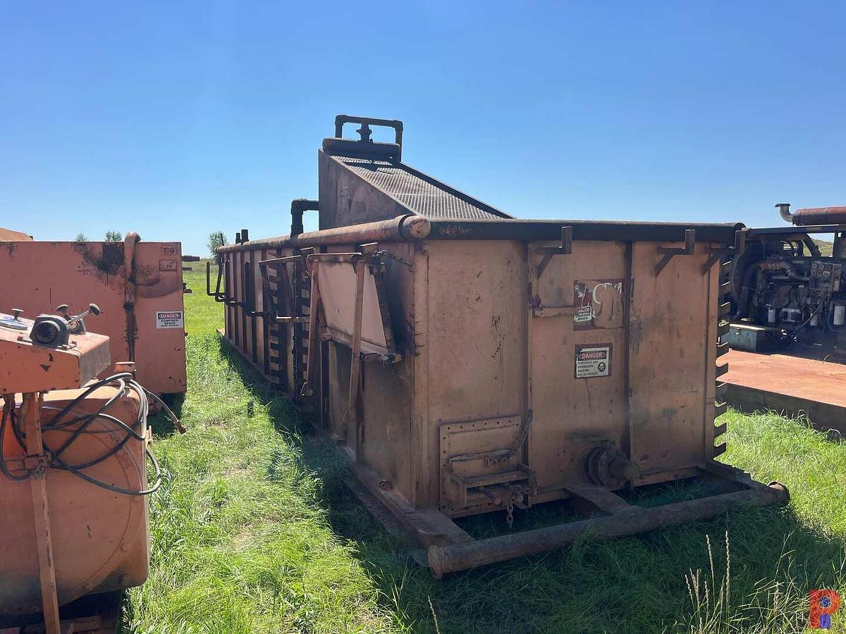 Used 30’ X 8’ X 5’ 2-COMPARTMENTS MUD TANK W/ FLOW IRON & RACKS