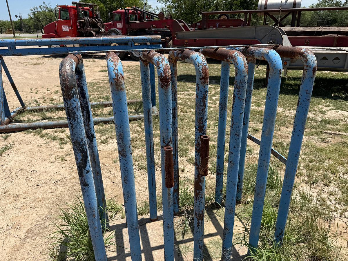 Used (2 x $) 28’L x 36”H TRIANGULAR PIPE RACKS