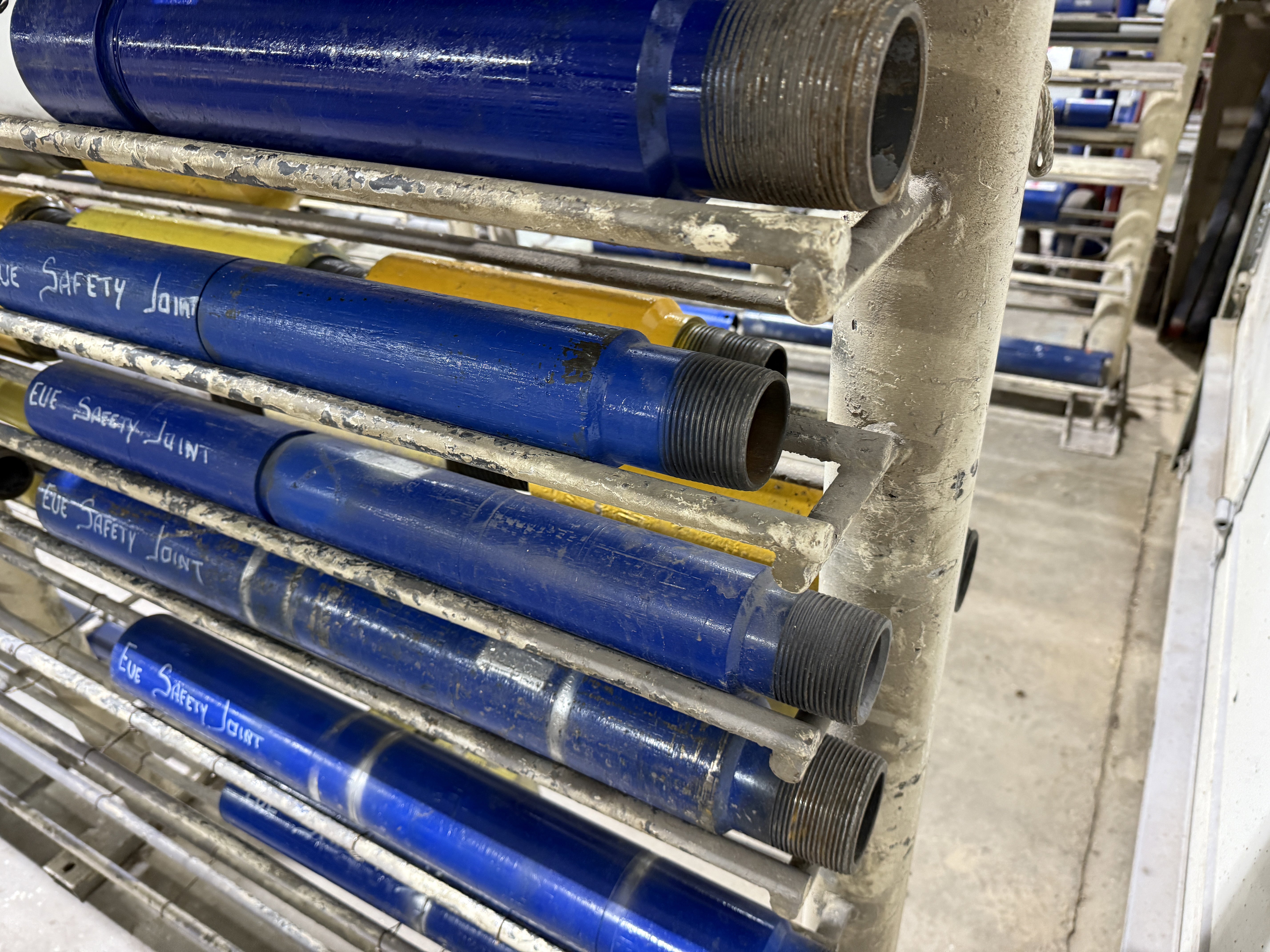 Used (6 X $) (3) 2-3/8 EUE & (3) 2-7/8 EUE SAFETY JOINTS