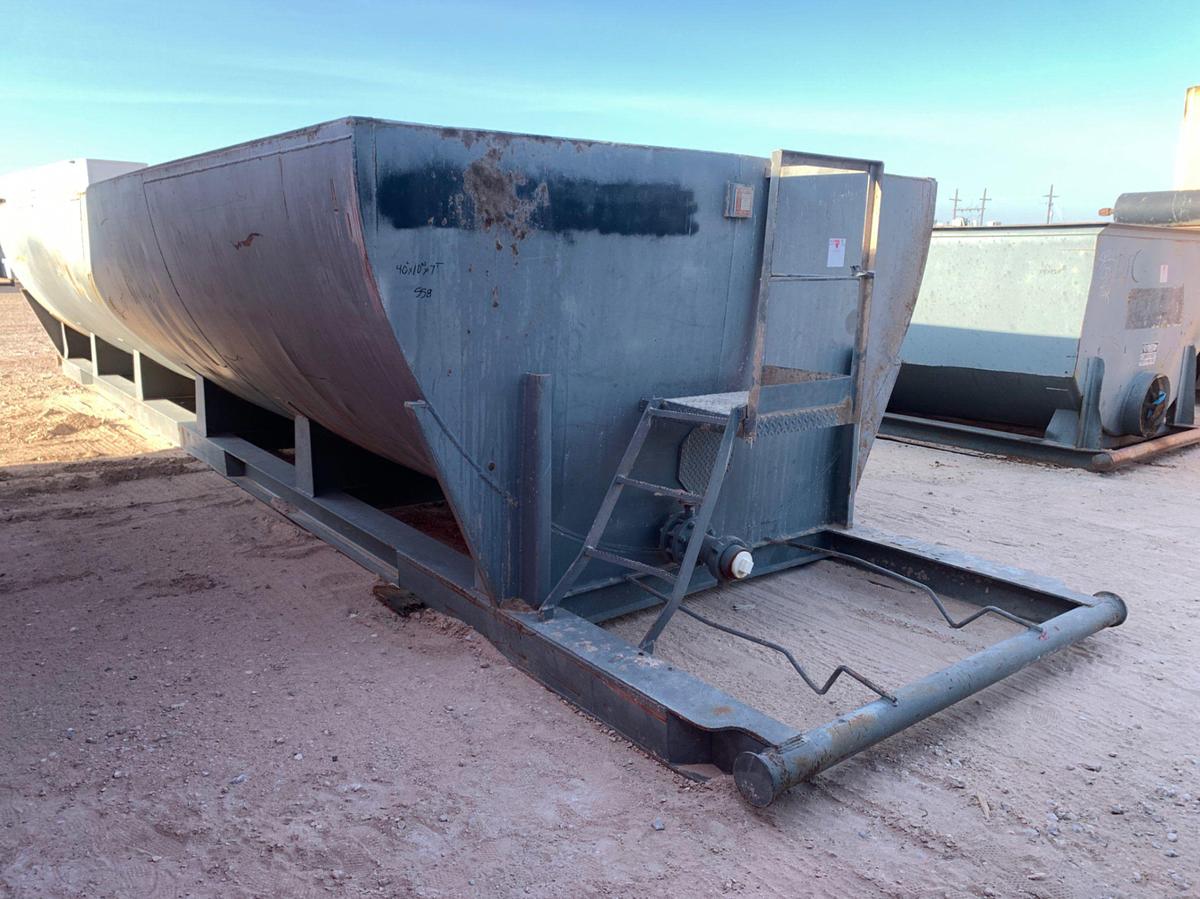 Used 40’ L x 10’W x 7’T 558bbl Round Bottom Open Top Tank