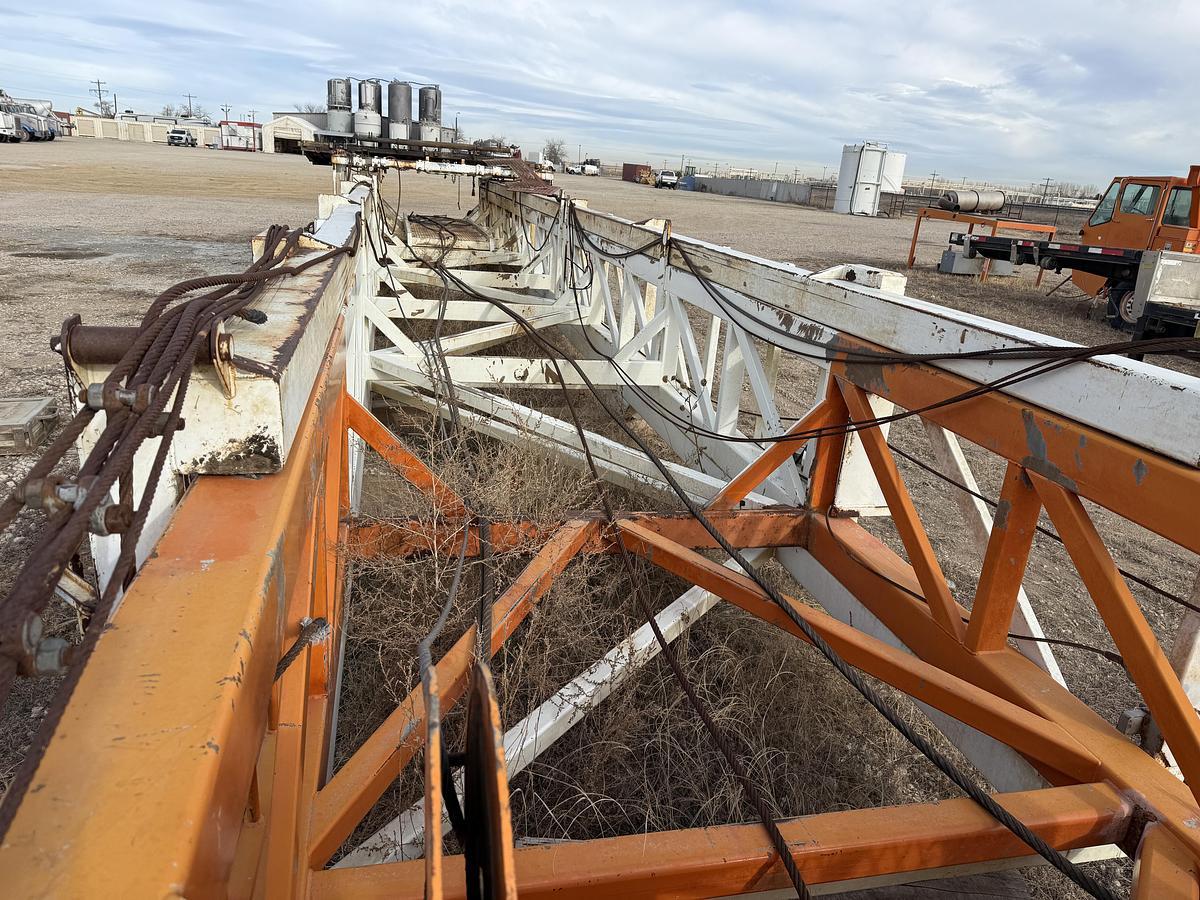 Used 2006 TAYLOR 104’-250K LBS DERRICK