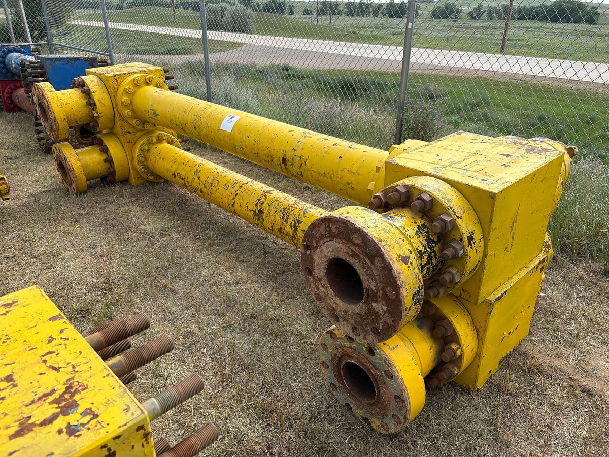 Used (2) 7-1/16” x 10’L spacer spools w/ (4) fluid crosses, (4) 20”l spools, & weco flanges