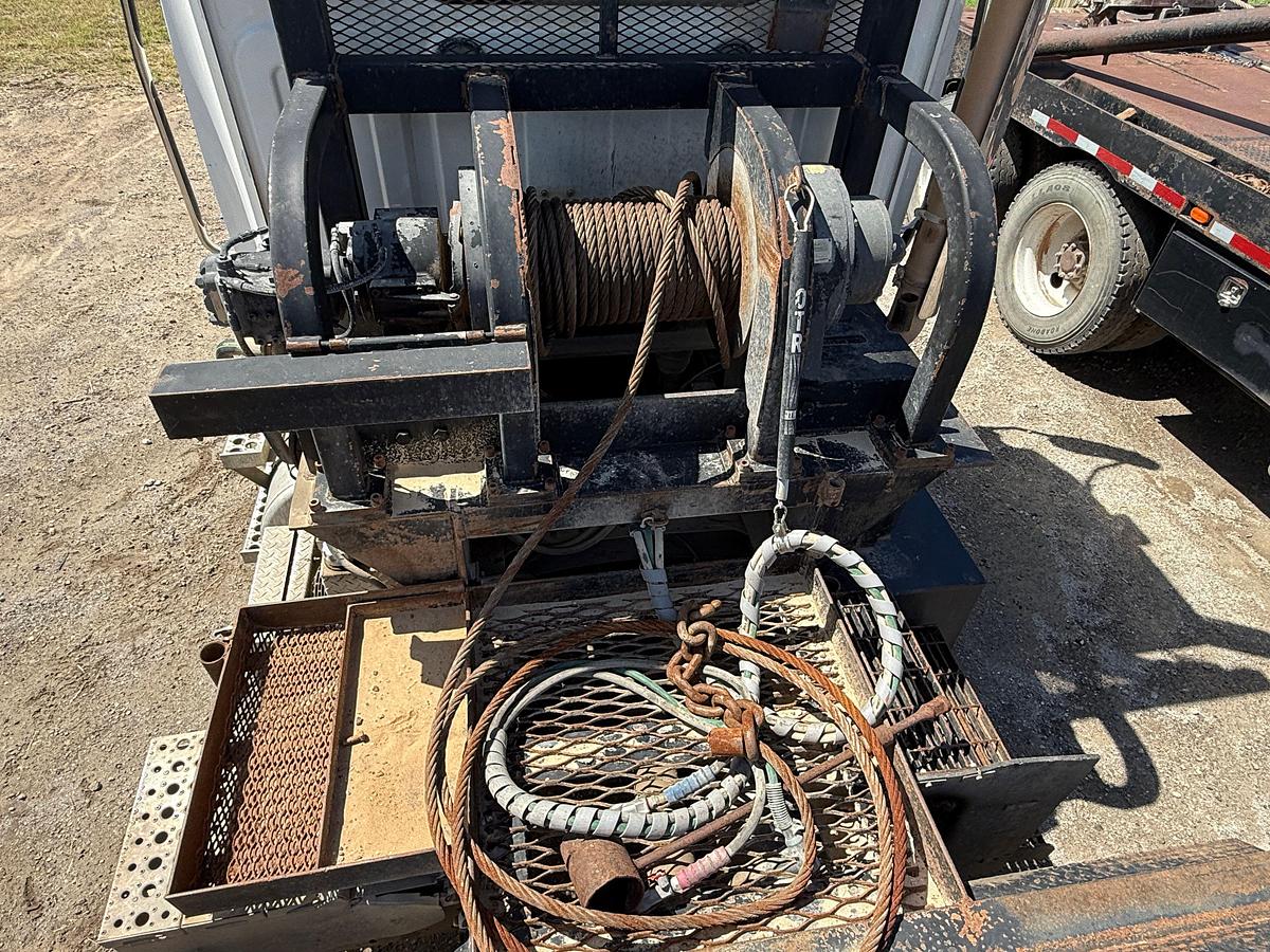 Used 2018 WESTERN STAR 4700 SF T/A 65K HYD SLICK BACK WINCH TRUCK