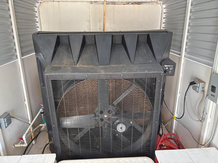 Used 2011 LAMAR T/A 16’ X 7’ COOLING STATION TRAILER