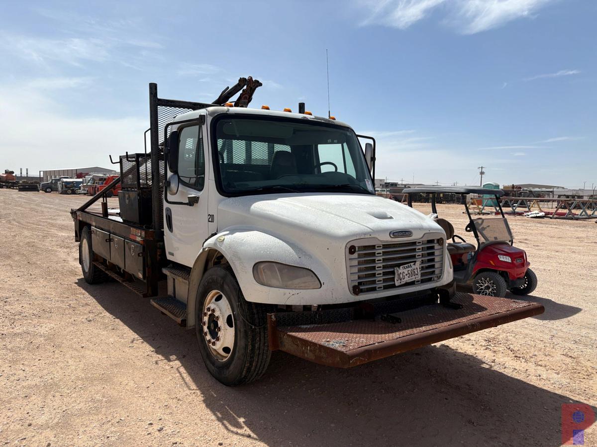Used 2006 FREIGHTLINER M2 106 S/A DAYCAB GIN POLE TRUCK