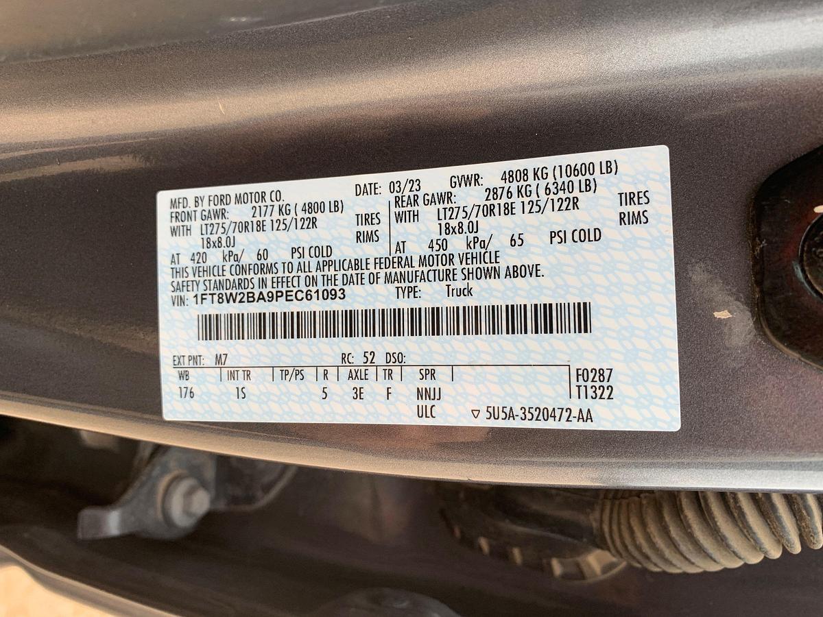 Used 2023 FORD F-250 SUPER DUTY CREW CAB PICKUP TRUCK