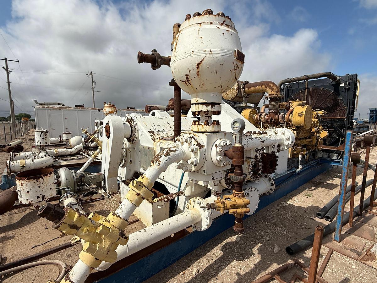 Used 2011 GARDNER DENVER PZ11 TRIPLEX DRILLING MUD PUMP P/B CATERPILLAR 3512, SKIDDED