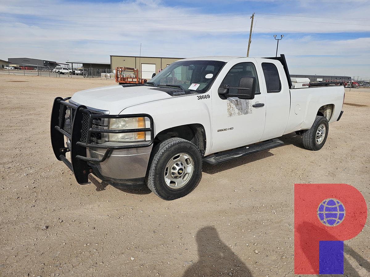 Used 2011 CHEVROLET SILVERADO 2500HD EXTENDED CAB PICKUP TRUCK