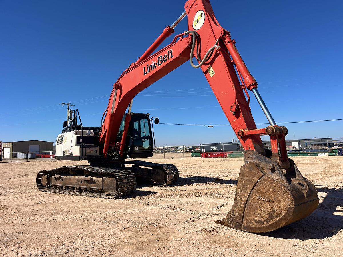 Used 2018 LINK-BELT 300X4 EXCAVATOR
