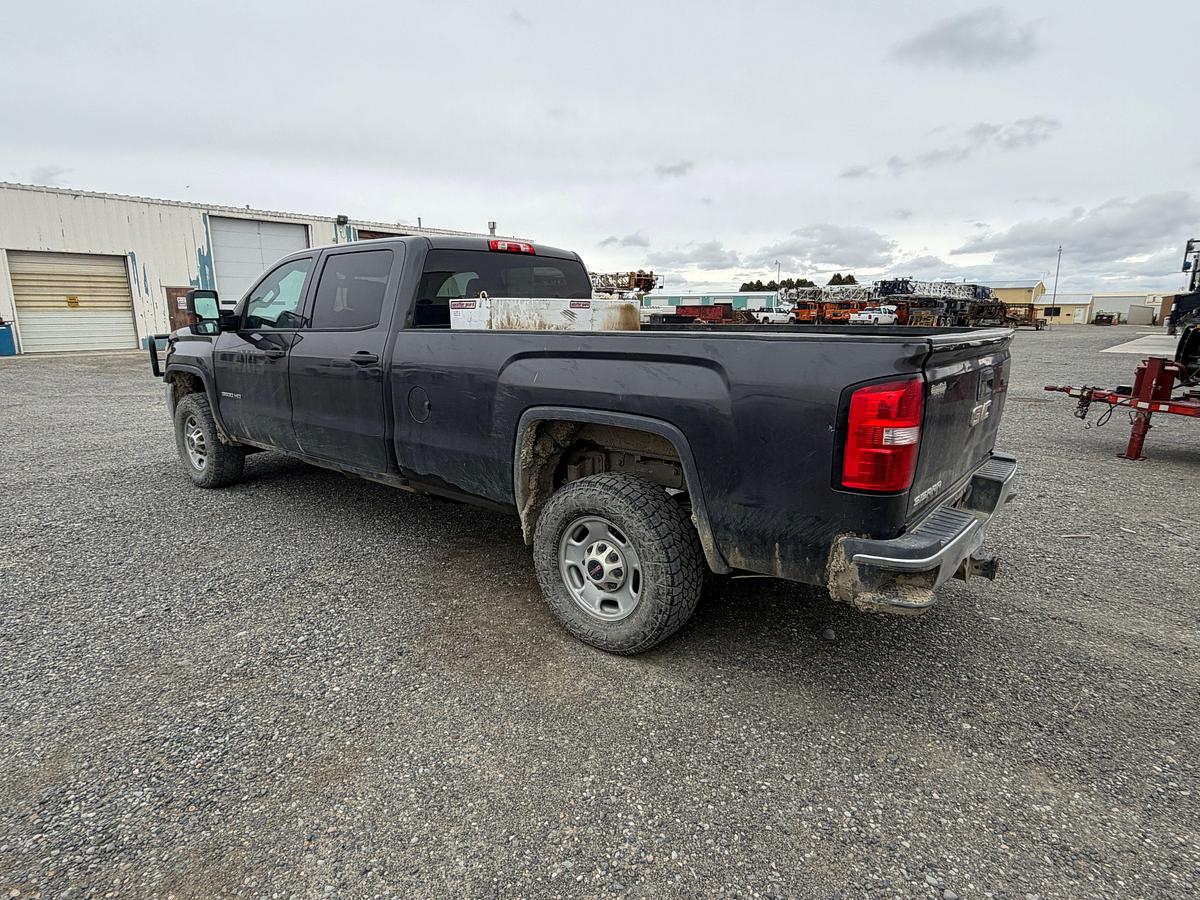 Used 2015 GMC Sierra 3500HD Crew Cab Pickup (gas)