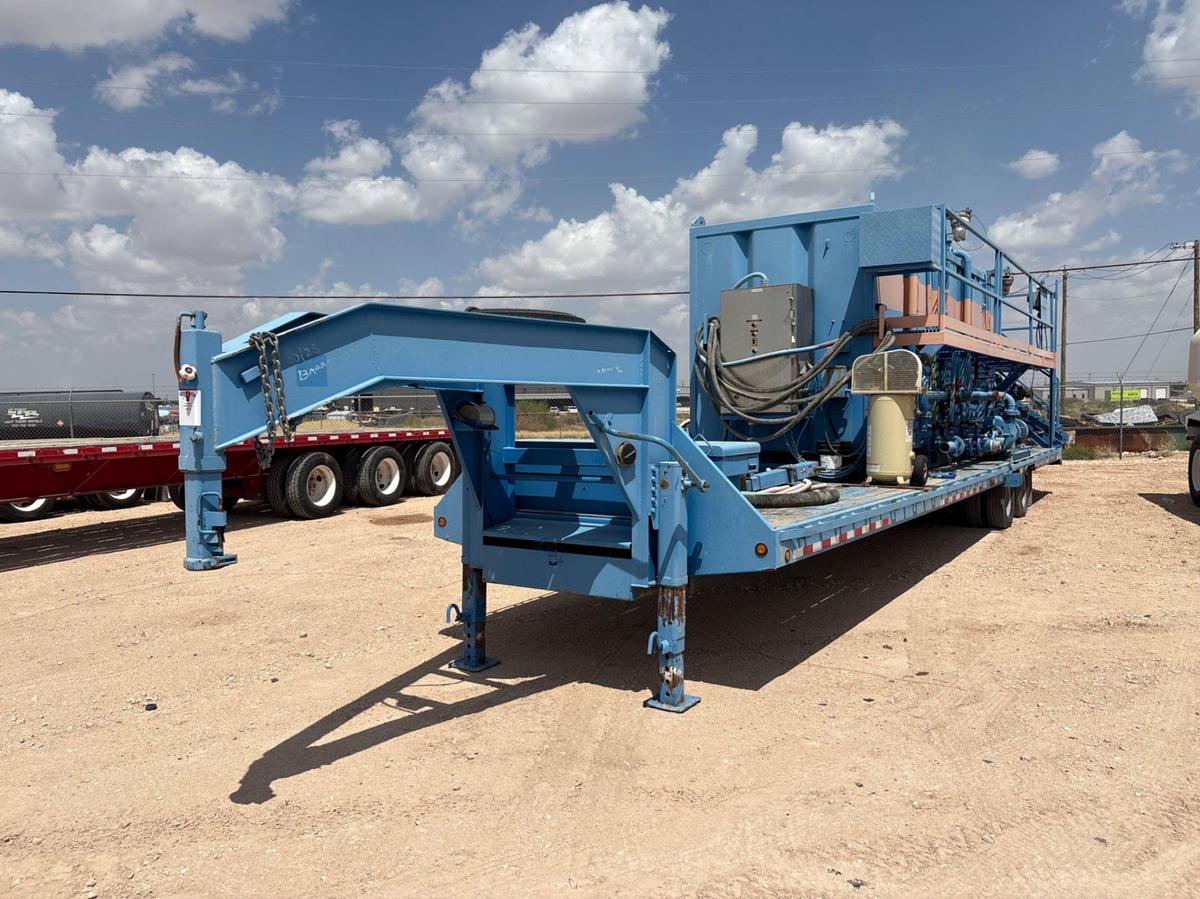 Used 2017 BIG TEX 40’ X 102” T/A GOOSENECK BATCH MIXING TRAILER
