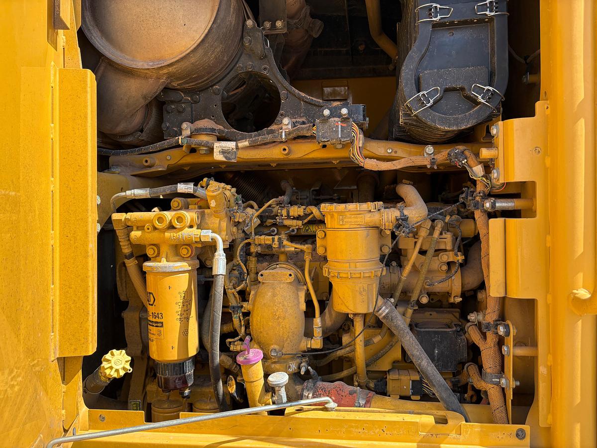 Used 2012 CATERPILLAR 140M2 AWD MOTOR GRADER