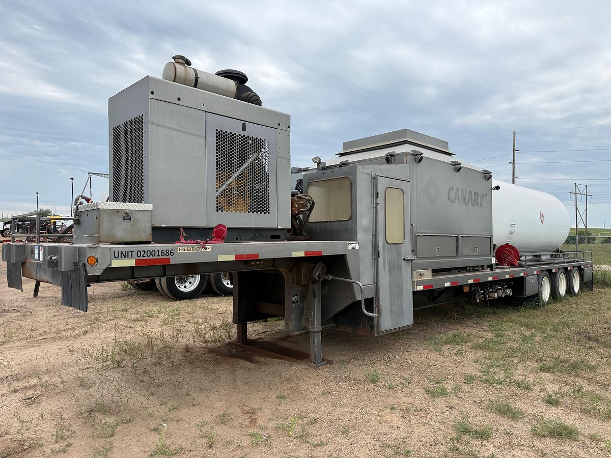 Used 2012 ENERGY FABRICATION 30 MMBTU/HR FRAC WATER HEATER 3-AXLE DROP DECK TRAILER