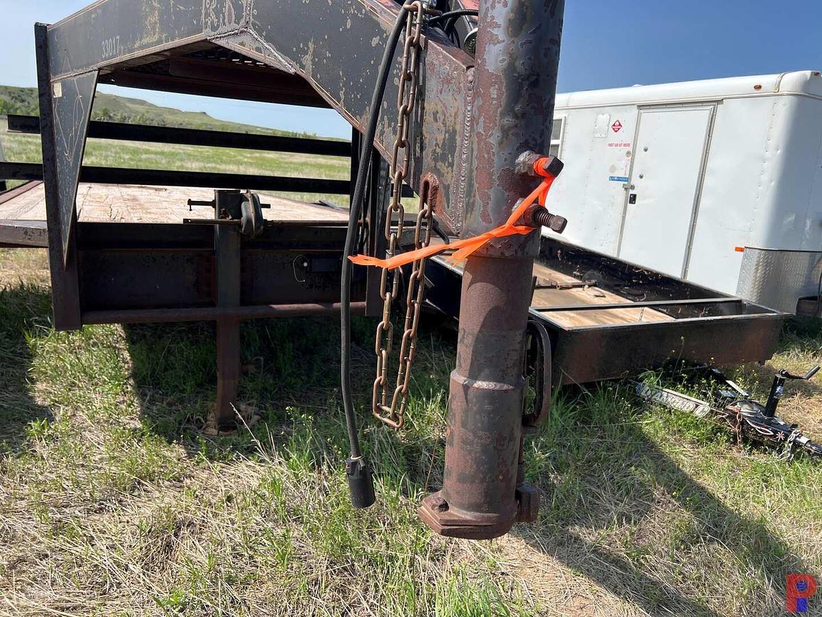 Used 20'L X 8'W T/A FLATBED GOOSENECK TRAILER