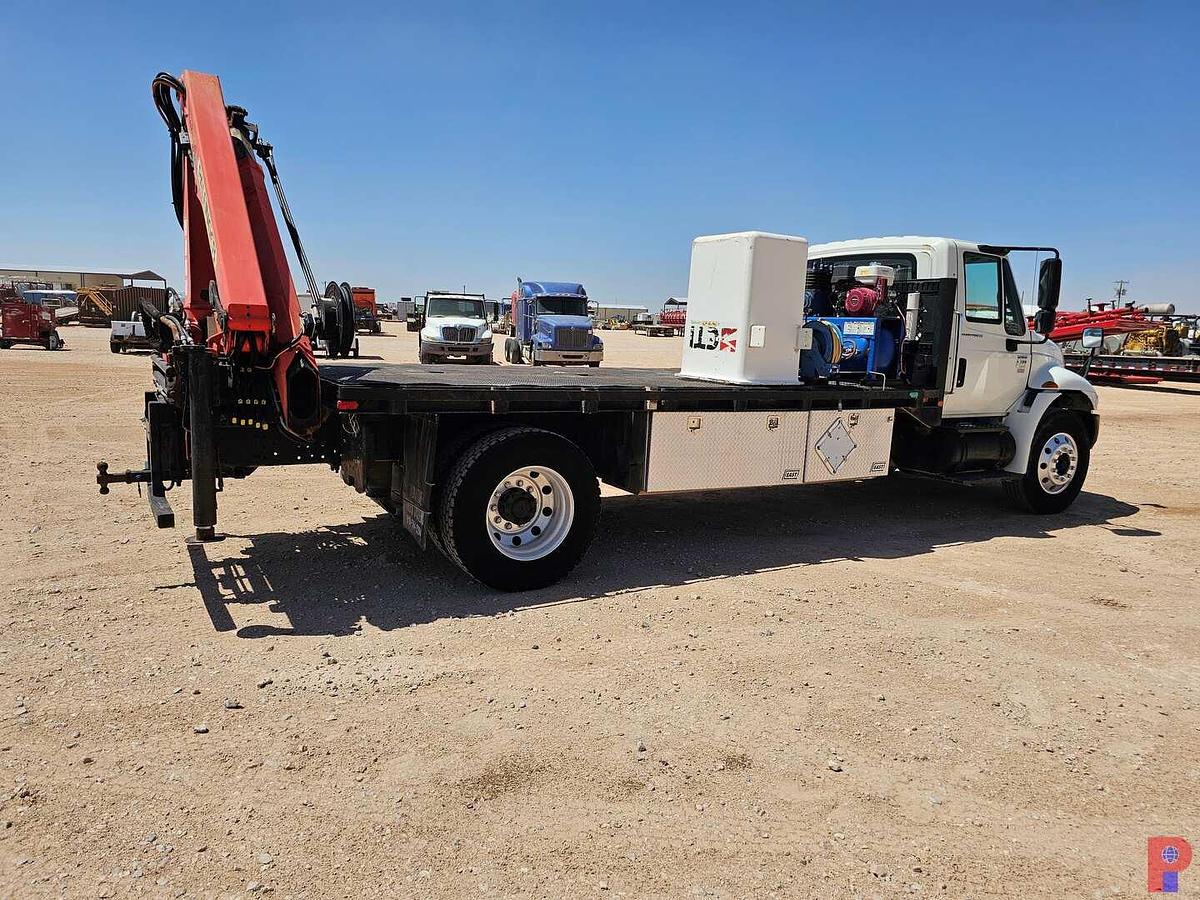 Used 2003 INTERNATIONAL DURASTAR 4300 S/A DAYCAB KNUCKLE BOOM CRANE TRUCK