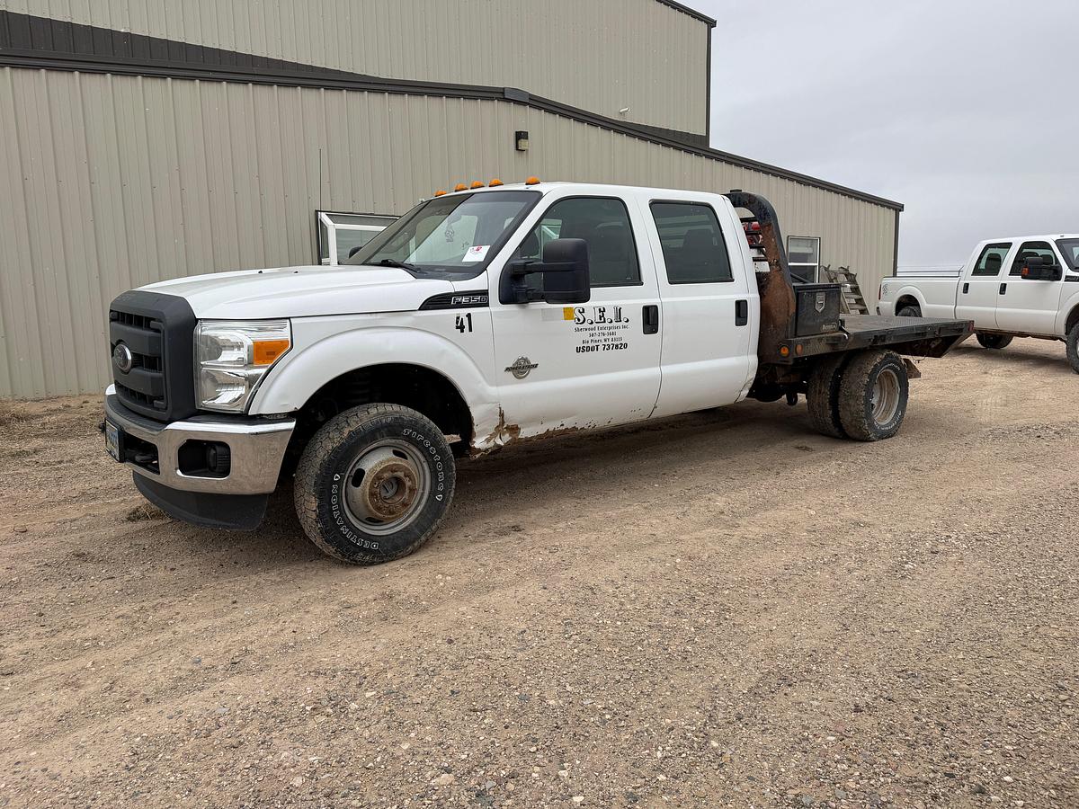 Used 2012 FORD F-350 XL SD 4WD 6.7L CREW CAB FLATBED TRUCK