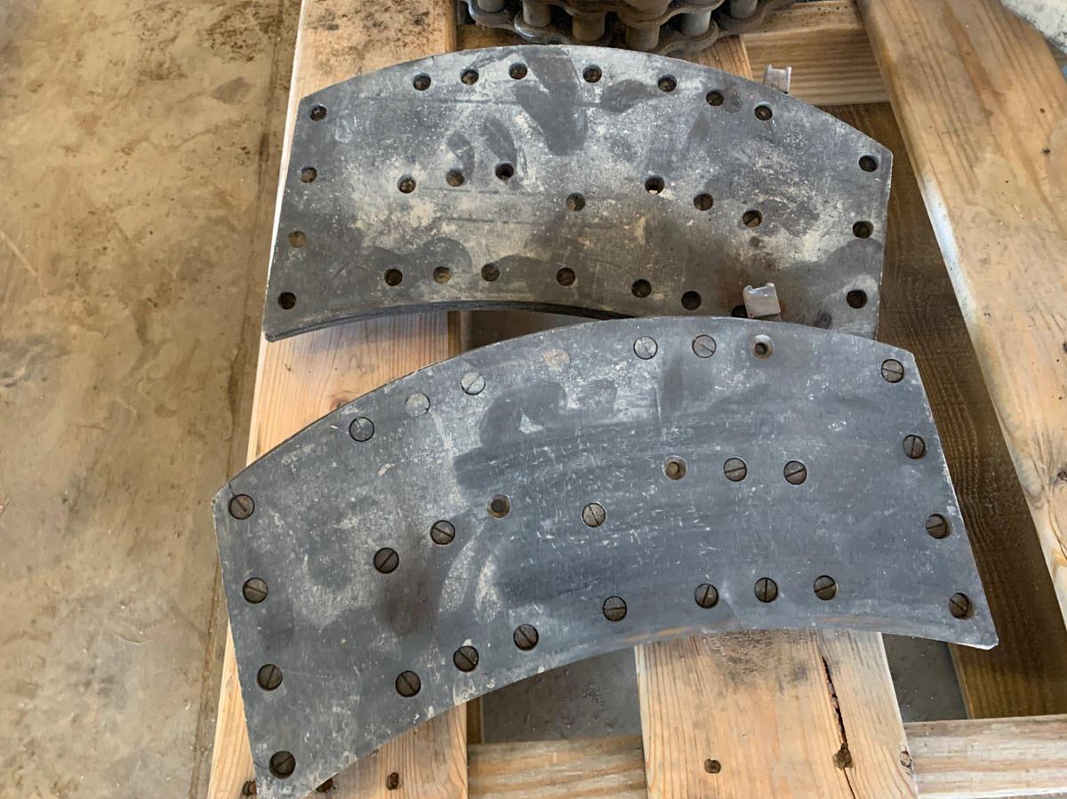 Used Pallets of Diamond 140, NEW Diamond 80 Chains, and Draw Work Assist Brake Pads