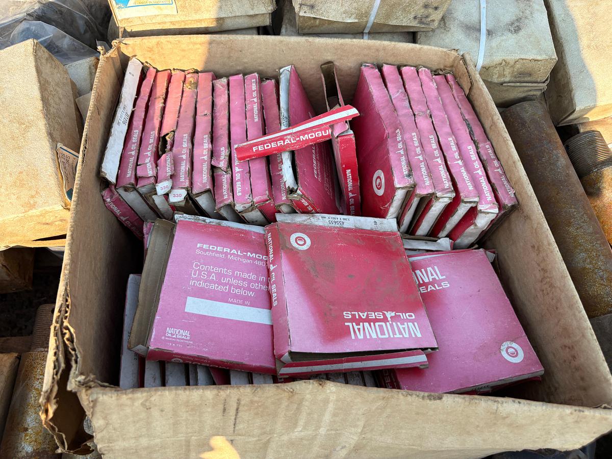 Used (2 pallets w/ (20+) unused rex pillow block bearings & (30+) skf GEZ ES bearings