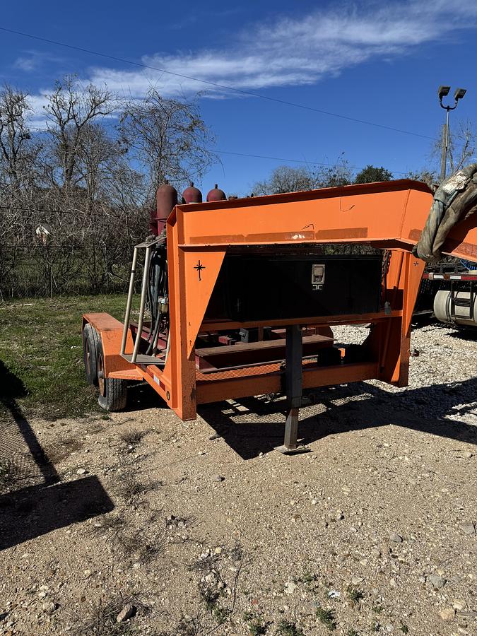 Used 2012 3 STATION 3 BOTTLE ACUMMULATOR MTD. ON T/A GN TRAILER