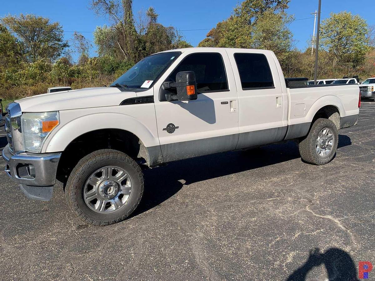 Used 2015 FORD F-350 SUPER DUTY LARIAT POWERSTROKE CREW CAB DIESEL PICKUP