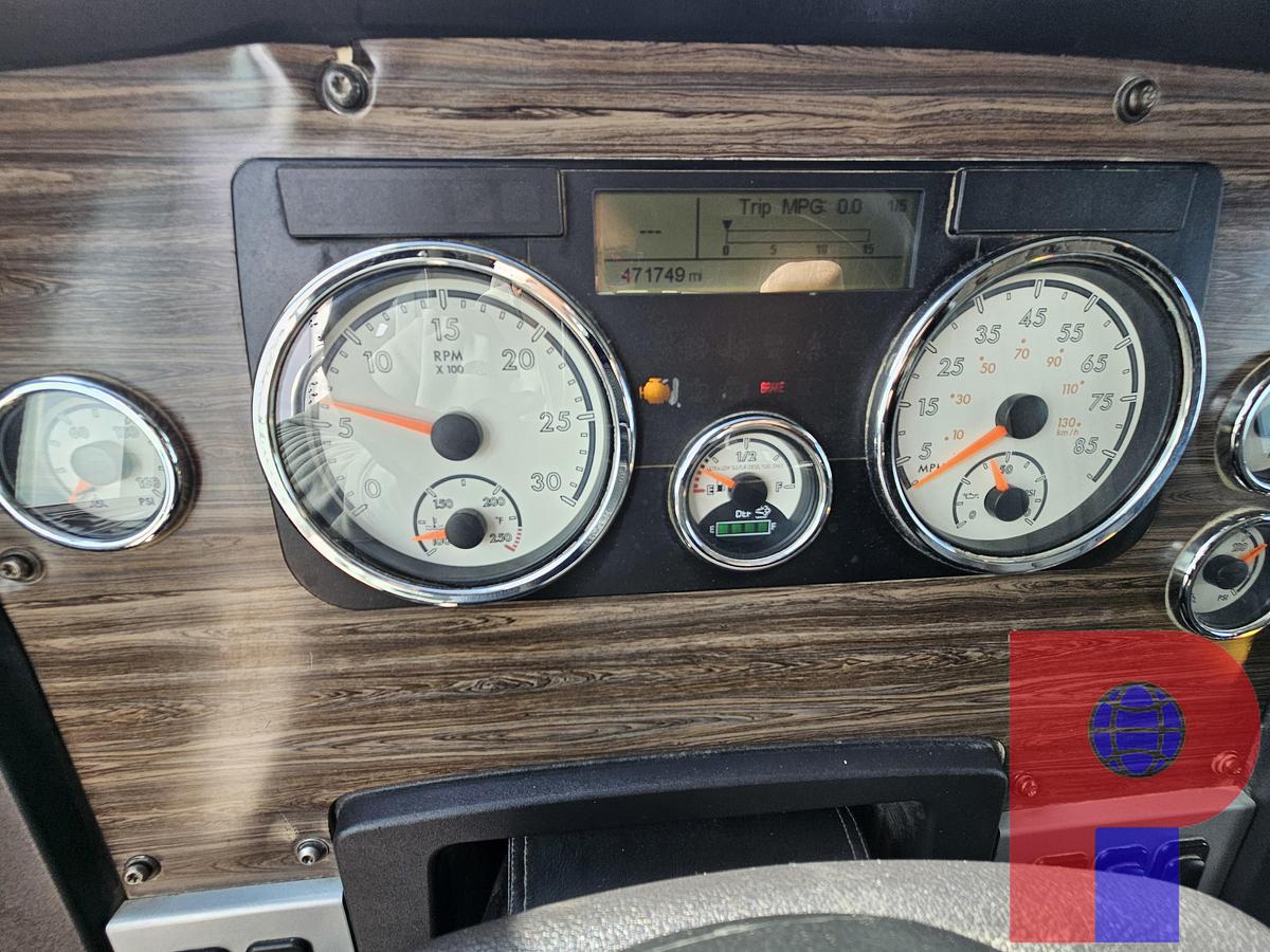 Used 2015 FREIGHTLINER T/A SLEEPER HAUL TRUCK