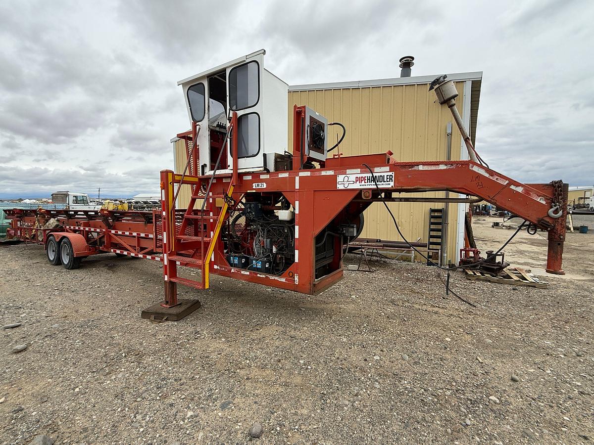 Used 2013 PIPE TRIPPER 40' HYD PIPE HANDLER MTD ON T/A GOOSNECK TRAILER