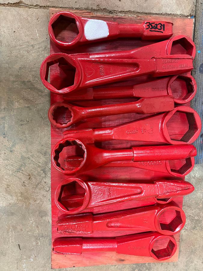 Used (12) 1-1/8”-1-7/8” HAMMER WRENCHES