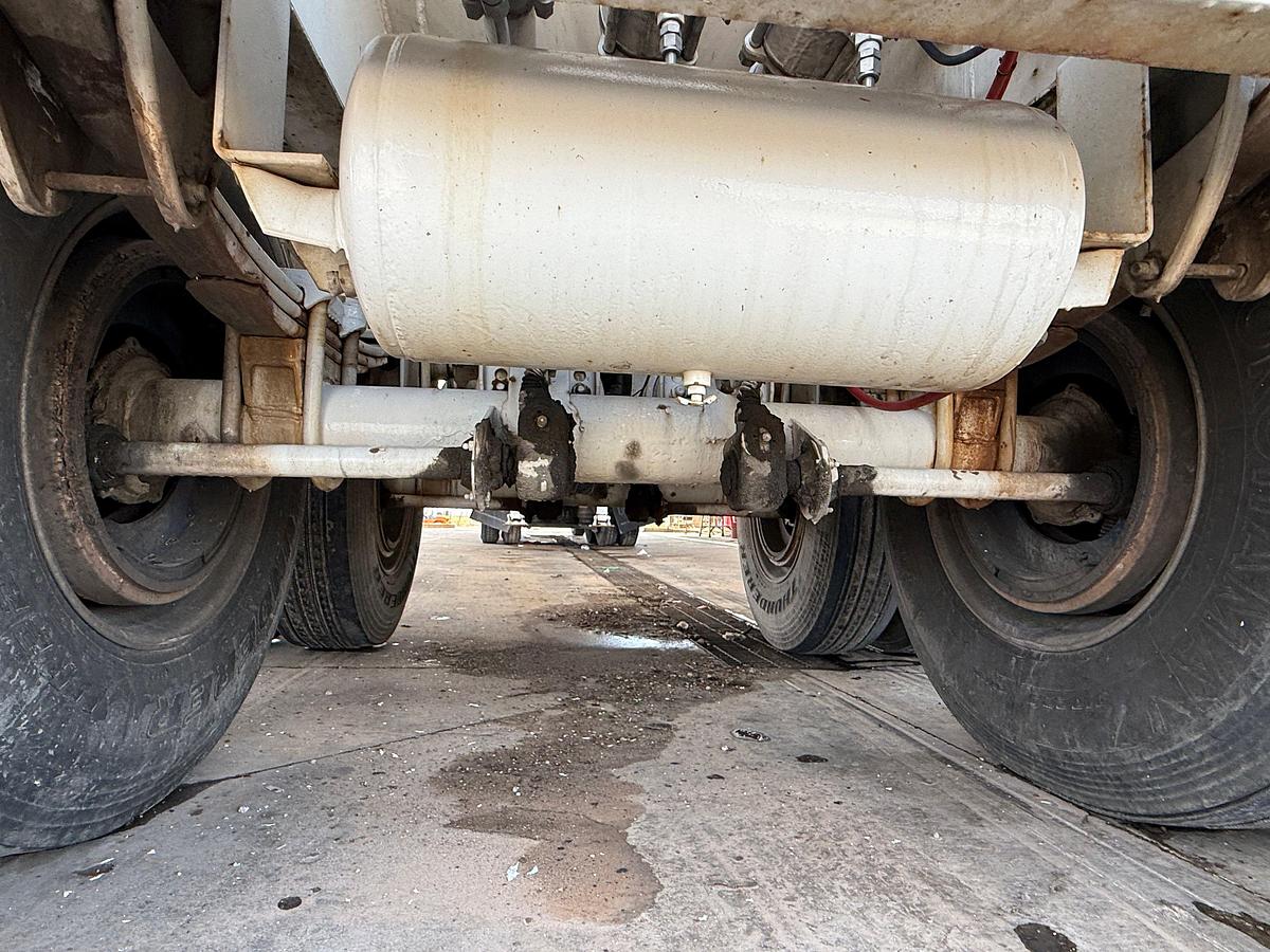 Used 1980 ENDERBY-ANDERSON 10,500 GAL T/A PROPANE TRANSPORT TRAILER