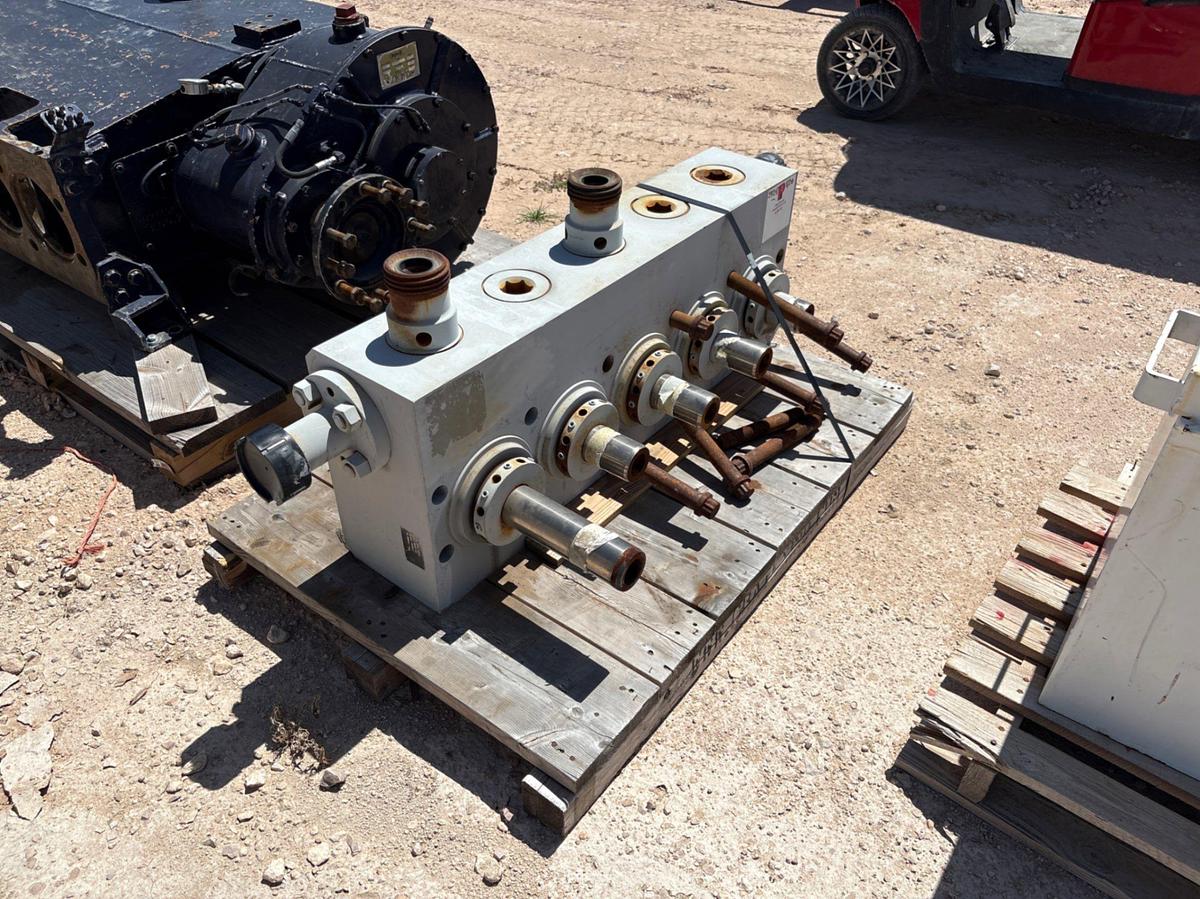 Used Propell B250/7-3 15,000psi Quintaplex fluid end