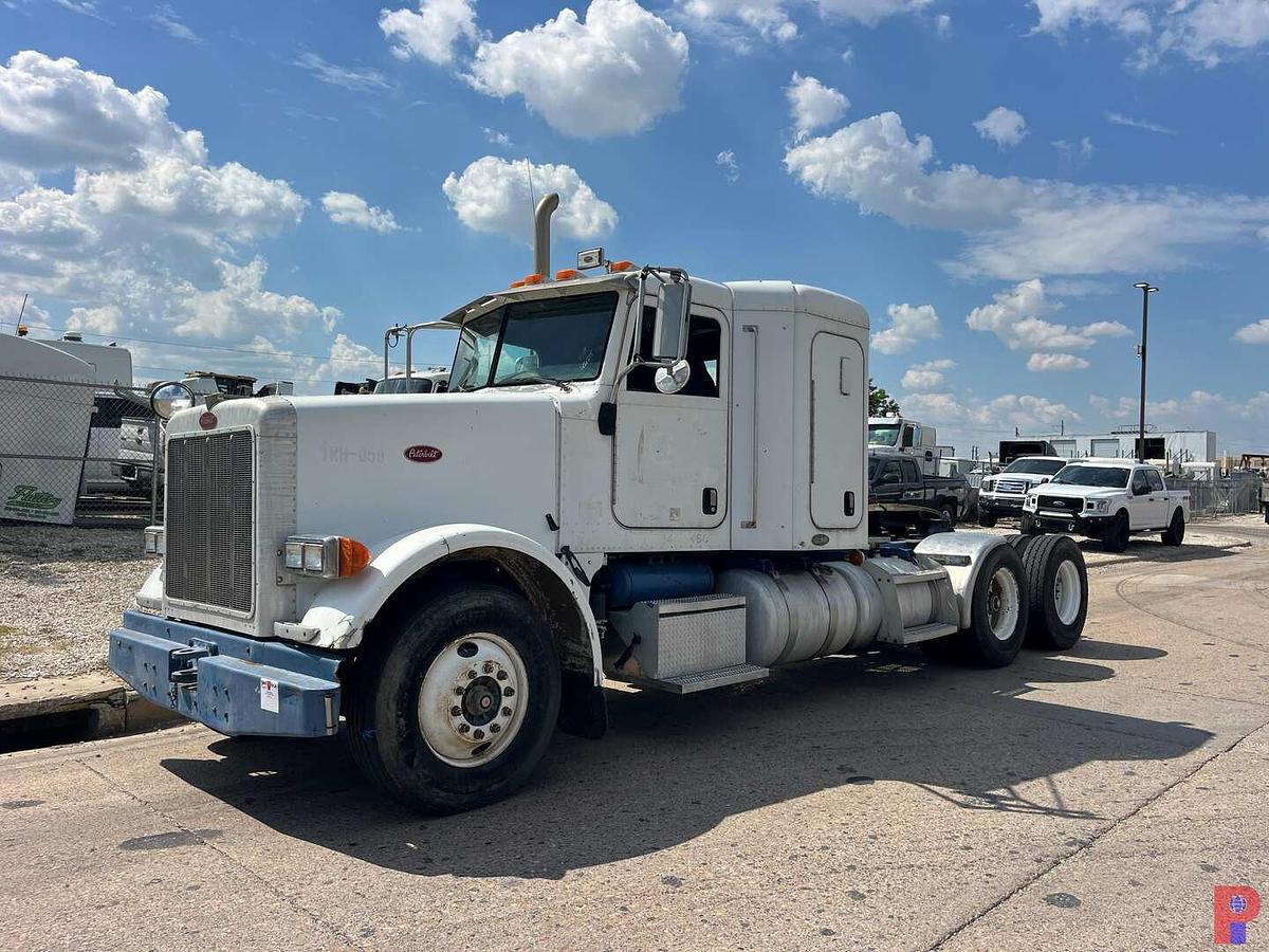 Used 2007 PETERBILT 378 T/A 36” SLEEPER TRUCK