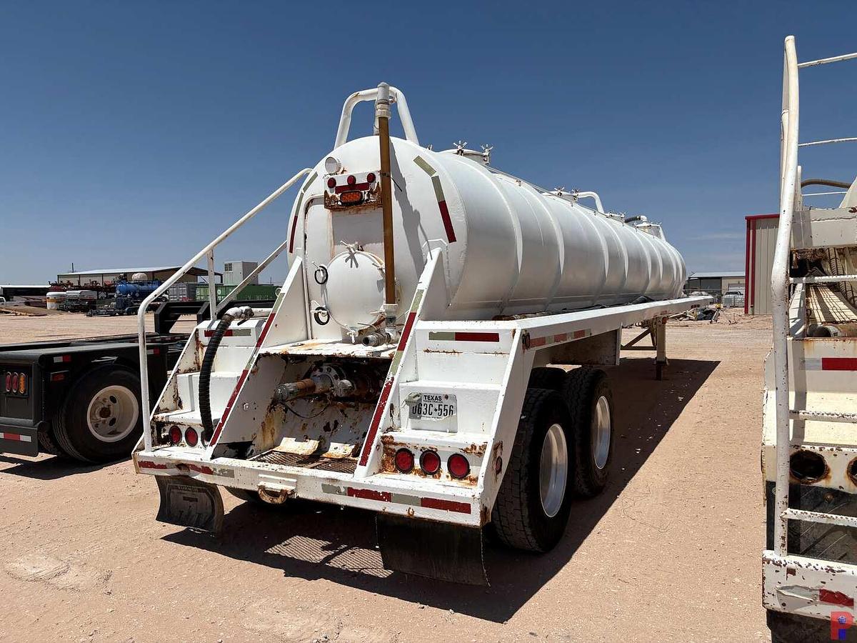 Used 2014 GR 130BBL T/A VACUUM TRAILER