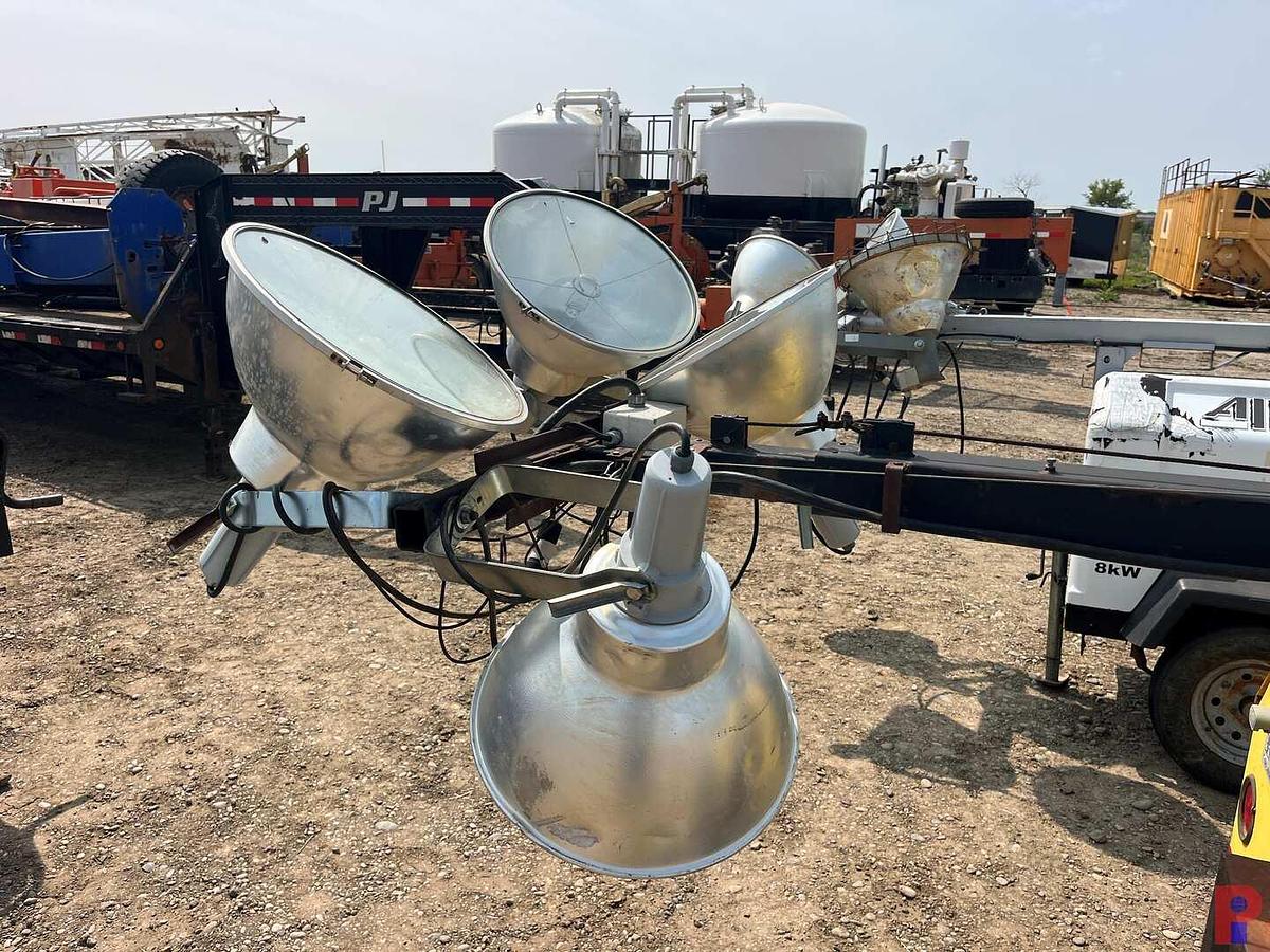 Used WACKER LTP 4 BULB PORTABLE LIGHT TOWER