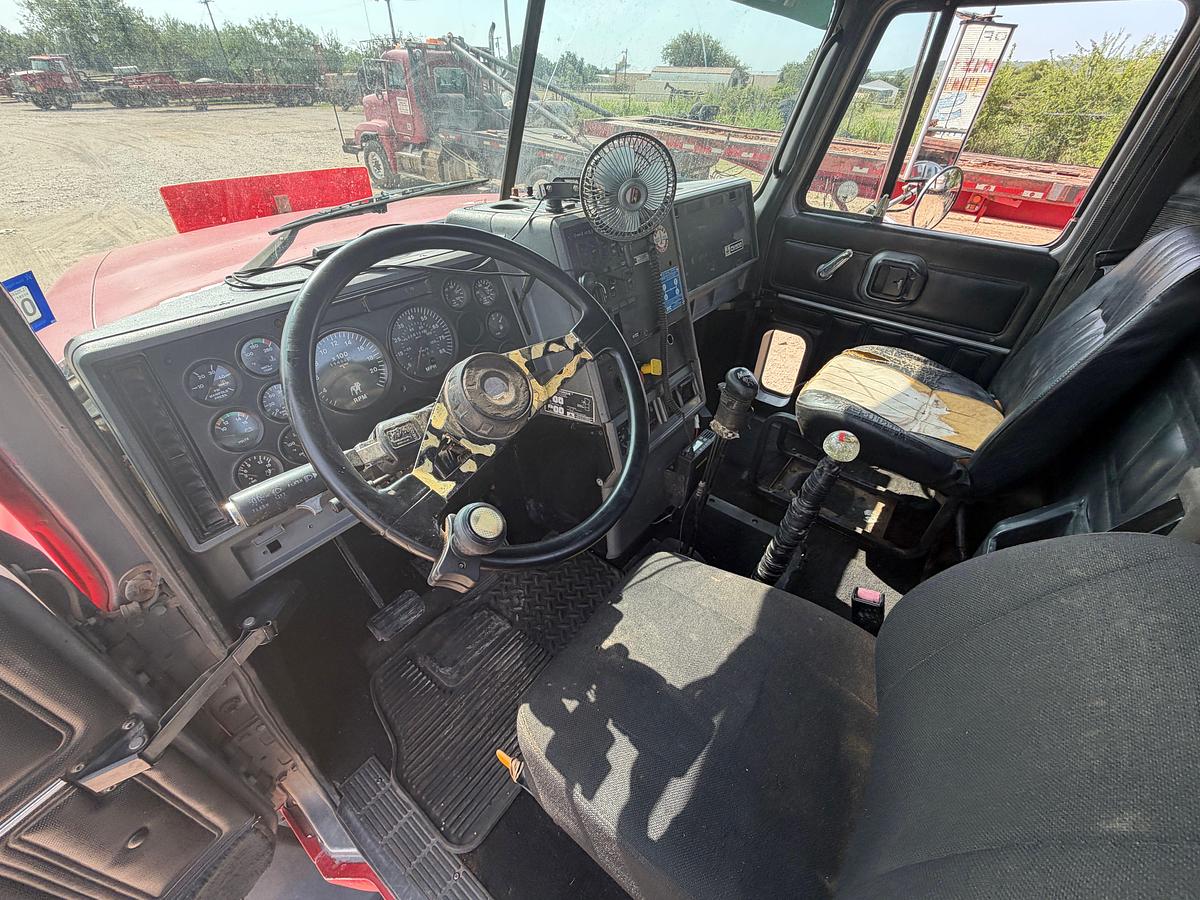 Used 1999 MACK CH612 T/A DAYCAB GIN POLE TRUCK