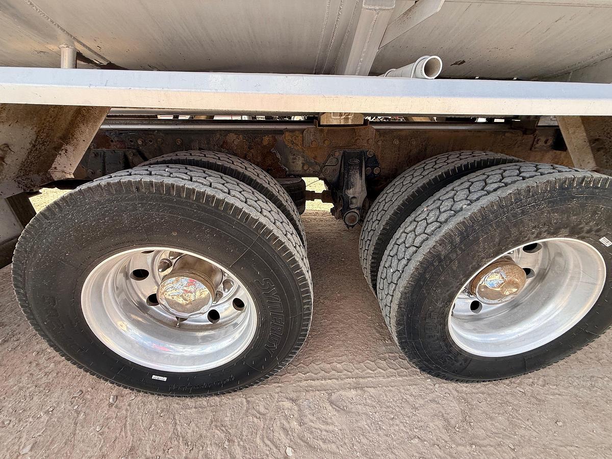 Used 2008 PETERBILT 389