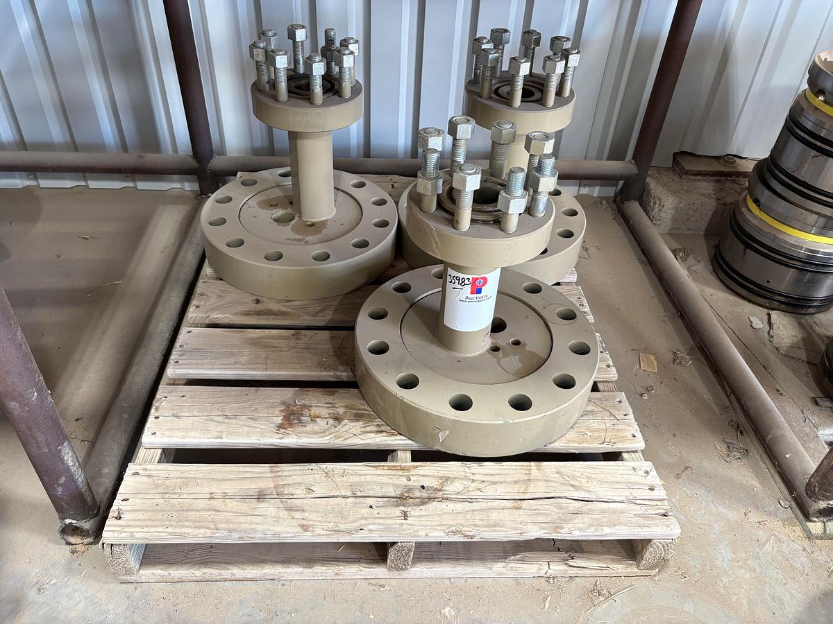 Used (3) 7-1/16” x 2-9/16” 5m esp flanges w/ sonic connectors