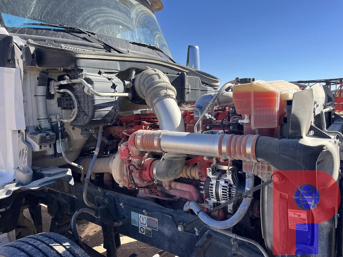 Used 2024 KENWORTH T880 T/A DAY CAB TRUCK TRACTOR