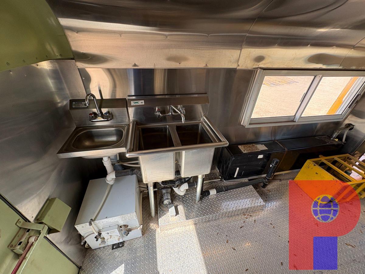 Used 1983 GMC 3500 VANDURA SHORTBUS/FOOD TRUCK CONVERSION