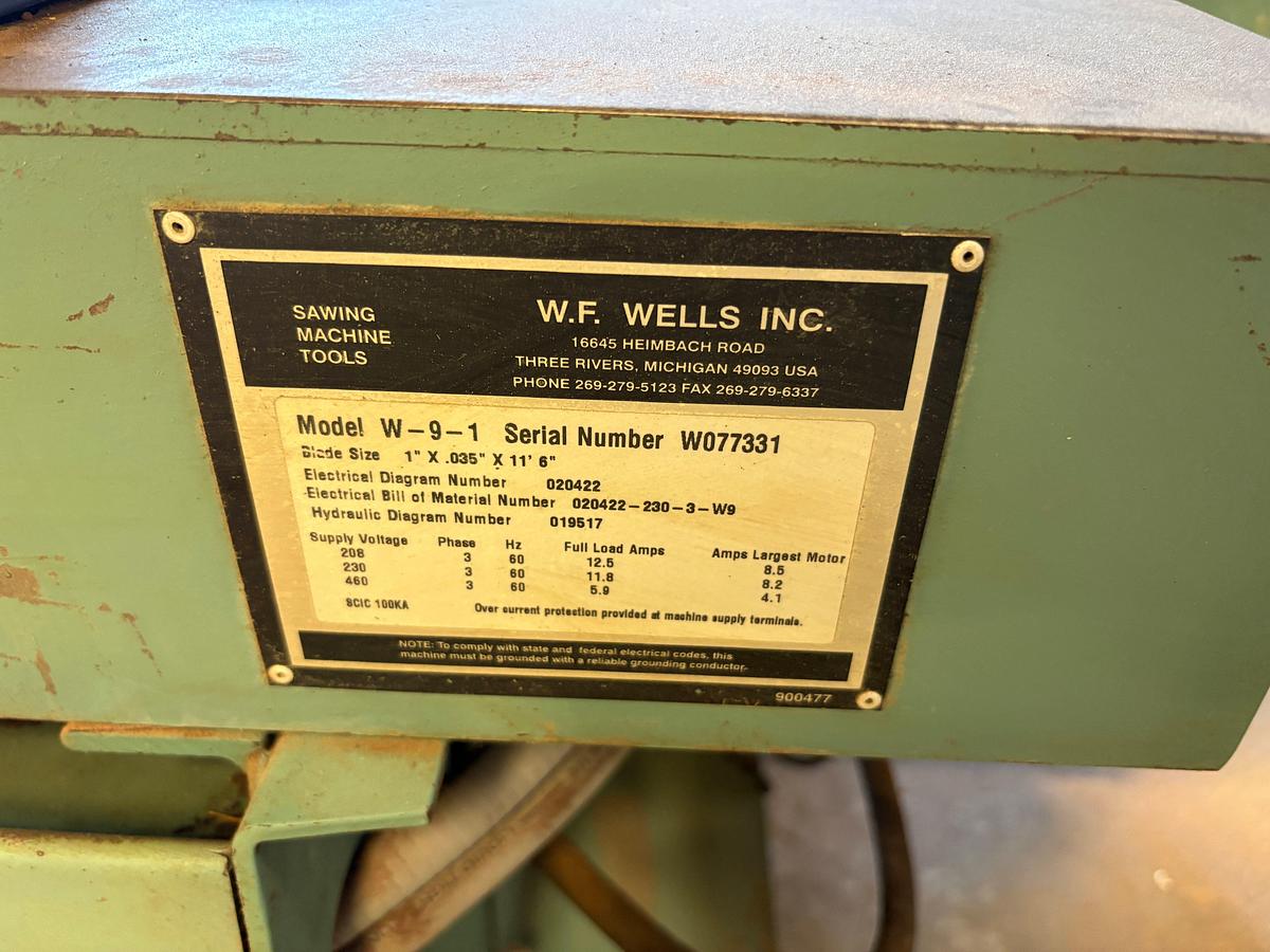 Used W.F. WELLS W-9-1 BAND SAW
