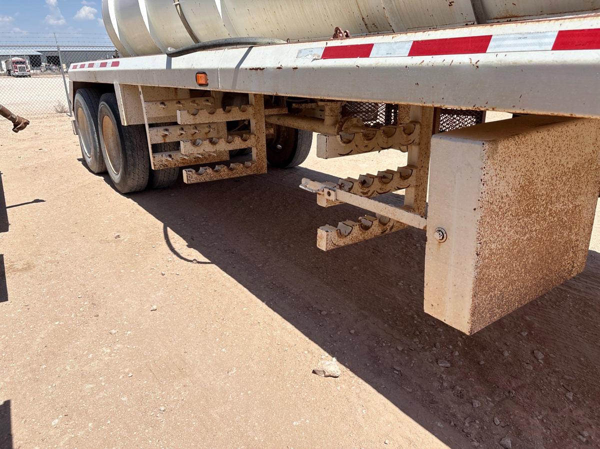 Used 2005 DRAGON 130 BBL T/A FLUID HAUL TRAILER