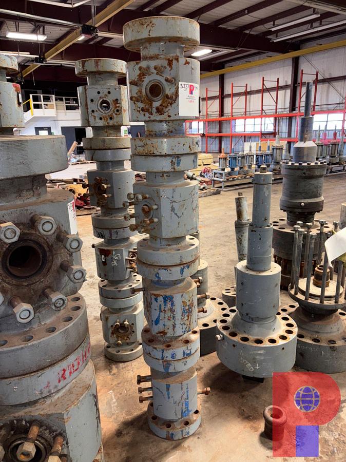 Used (4X$) 4-1/16” X 2-1/16” FLUID CROSSES