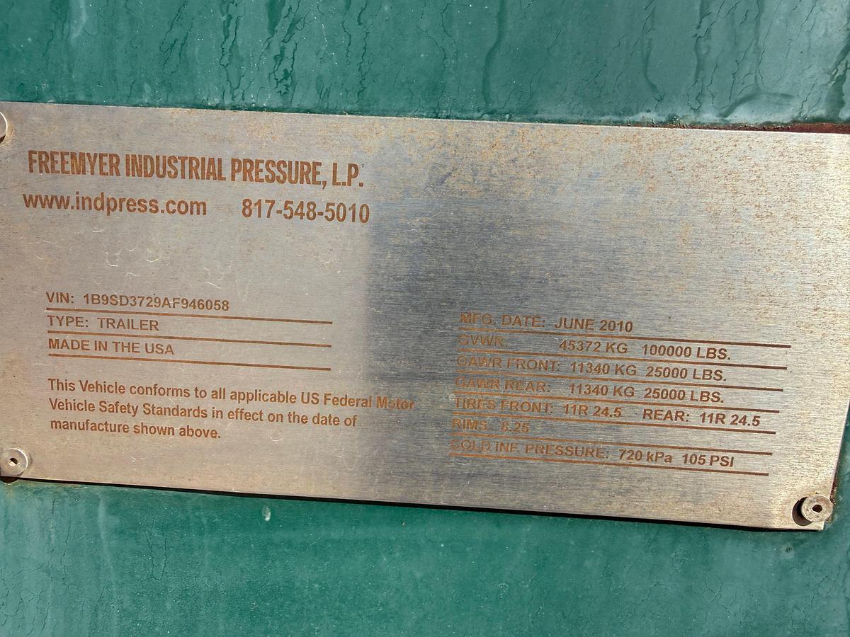 Used 2010 FREEMYER T/A 2-POD DRY BULK TANK TRAILER