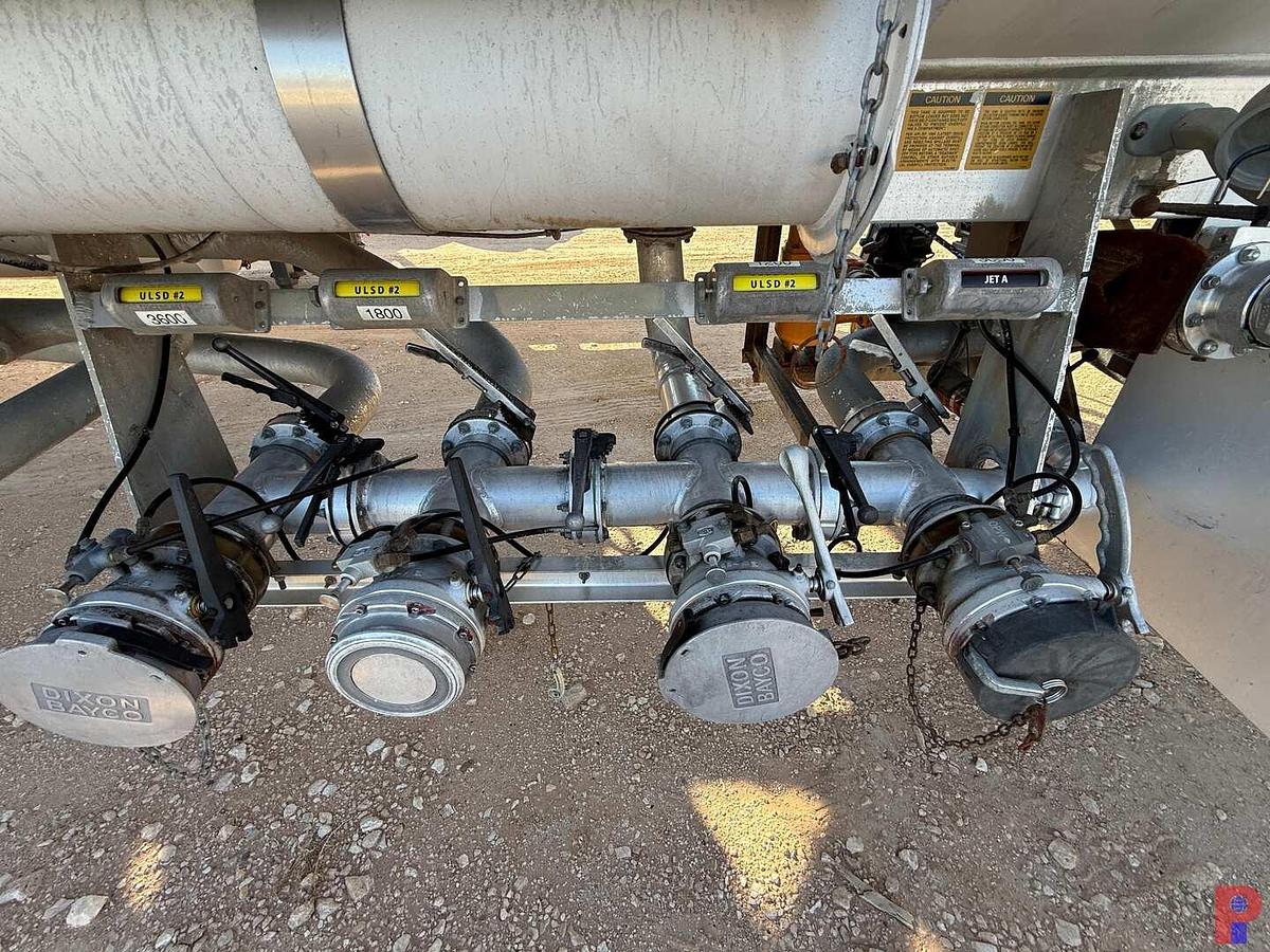 Used 1988 FRUEHAUF 4-COMPARTMENT 9,650 GAL. FUEL TANK TRAILER