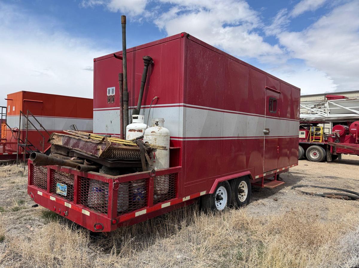 Used Scott’s 24’ Custom Dig House Trailer