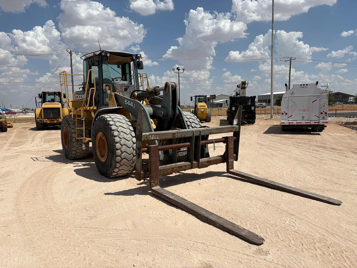 Used 2007 John Deere 644J wheel loader